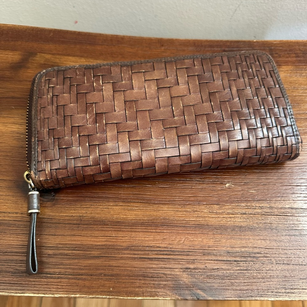 Cole Haan Genevieve Travel Woven Leather Wallet - Picture 3 of 8